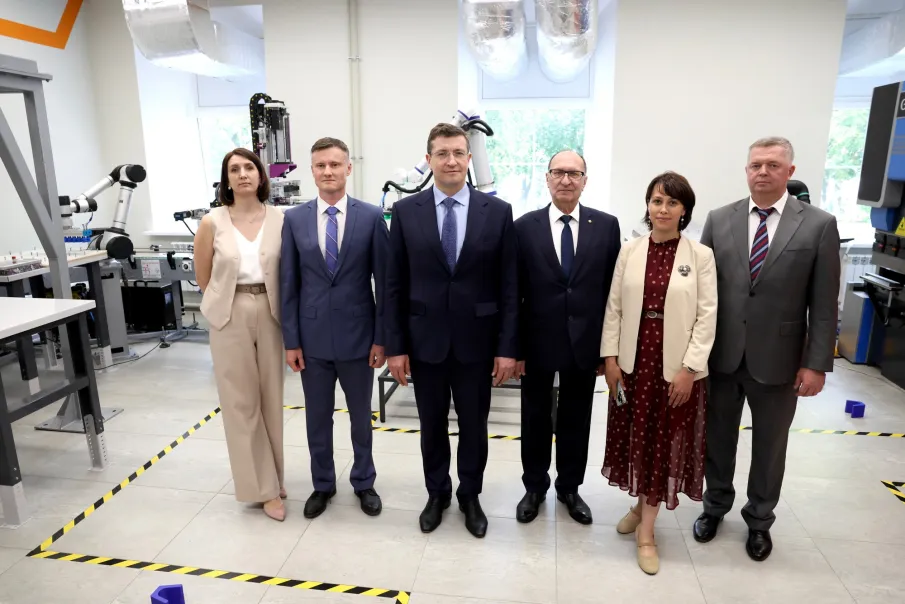 Центр развития промышленной робототехники начал работу в Нижегородской области